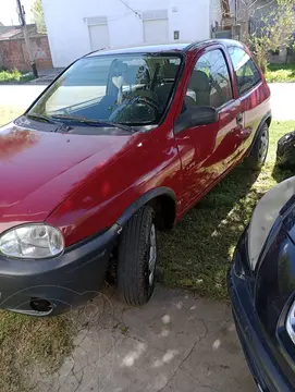 Chevrolet Corsa Classic 3P 1.4 Life usado (2009) color Rojo precio $7.000.000