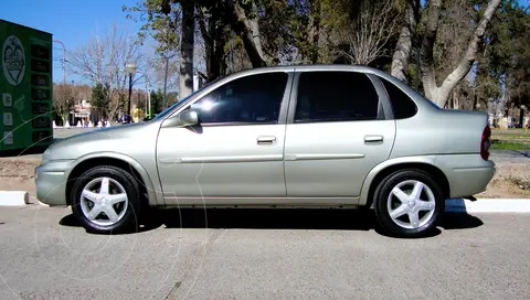 Chevrolet Corsa Classic 4P 1.4 GLS usado (2010) color Beige precio $12.500.000