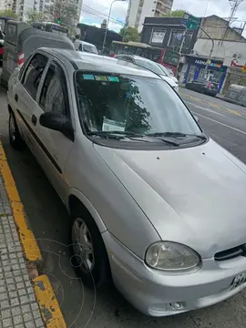 Chevrolet Corsa Classic 4P 1.6 Super usado (2005) color Gris precio $6.000.000