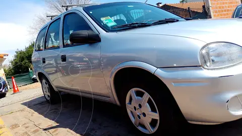 Chevrolet Corsa Wagon Classic 1.4 GL usado (2010) color Gris Bluet financiado en cuotas(anticipo $4.000.000)