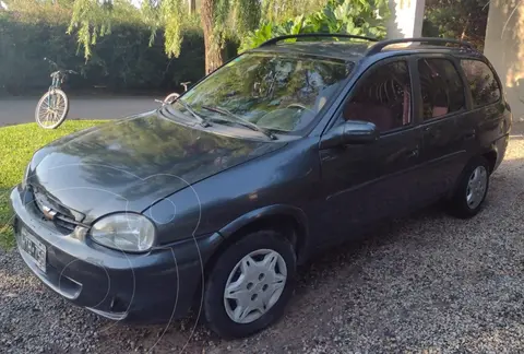 Chevrolet Corsa Wagon GLS 1.6 usado (2009) color Gris precio $5.300.000