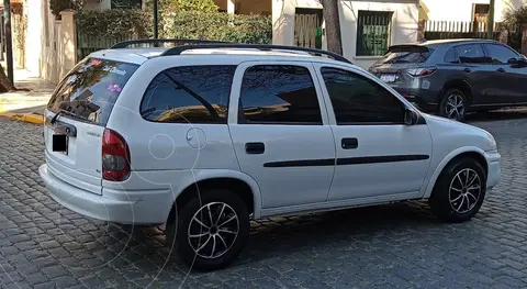 Chevrolet Corsa Wagon Classic 1.6 Ac usado (2005) color Blanco precio $6.500.000