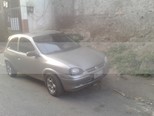 foto Chevrolet Corsa 3 Puertas Sinc. A-A usado (1998) color Gris precio Bs.1.500