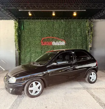 Chevrolet Corsa 3P City usado (2010) color Negro precio $9.980.000