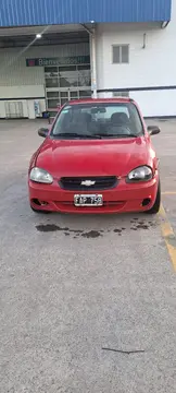 Chevrolet Corsa 3P GL 1.6 usado (2005) color Rojo precio $3.800.000