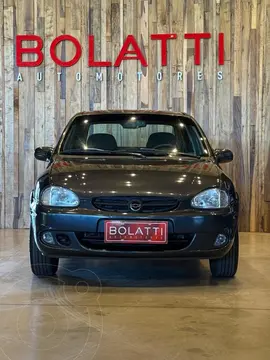 foto Chevrolet Corsa 4P GL 1.6 Ac usado (2008) color Verde precio $7.500.000