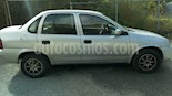 Chevrolet Corsa 4 Puertas Auto. A-A usado (2002) color Plata precio BoF1.400.000