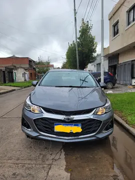 foto Chevrolet Cruze 5 LT Aut usado (2022) color Gris precio u$s21.500