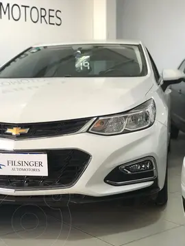 Chevrolet Cruze 5 LT usado (2019) color Blanco Perla precio u$s17.700