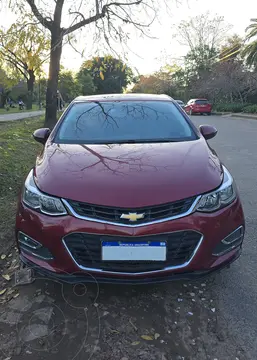 Chevrolet Cruze 5 LT usado (2017) color Rojo Velvet precio u$s17.000