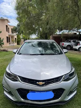 Chevrolet Cruze LTZ TDi usado (2017) color Gris precio u$s17.200