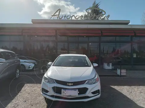 Chevrolet Cruze LT usado (2017) color Blanco precio $19.000.000