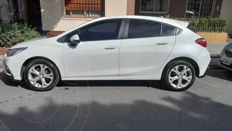 foto Chevrolet Cruze LT usado (2018) color Blanco precio $4.100.000