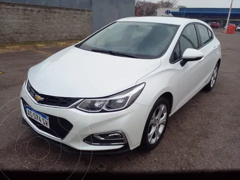 Chevrolet Cruze LT usado (2017) color Blanco precio $18.500.000