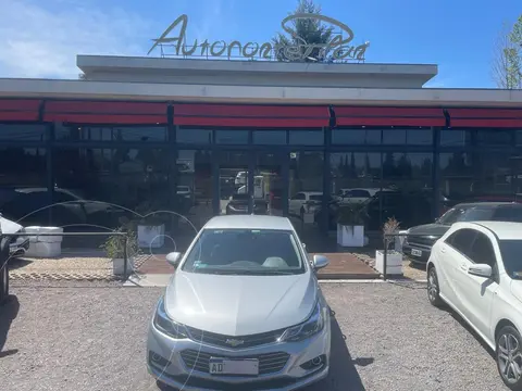 Chevrolet Cruze LTZ Aut usado (2018) color Gris precio u$s17.000