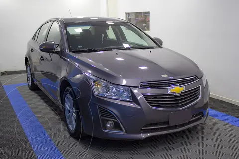 Chevrolet Cruze LT usado (2014) color Gris Humo financiado en cuotas(anticipo $1.700.000)