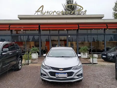 Chevrolet Cruze LT usado (2018) color Gris precio u$s17.000