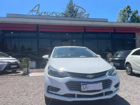 Chevrolet Cruze LTZ Aut 2015/6 usado (2016) color Blanco precio $17.000.000