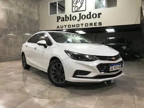 Chevrolet Cruze LTZ Aut usado (2017) color Blanco precio u$s14.000