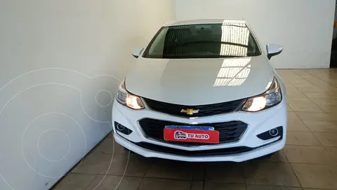 Chevrolet Cruze LT usado (2018) color Blanco Summit precio $19.300.000