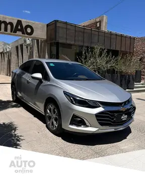 Chevrolet Cruze Premier Aut usado (2022) color Gris precio $31.000.000