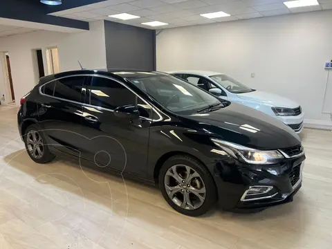 Chevrolet Cruze LTZ Aut usado (2017) color Negro precio $20.000.000