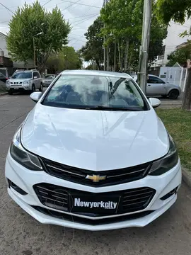 Chevrolet Cruze LTZ Aut Plus usado (2017) color Blanco precio u$s14.500