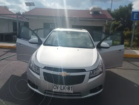 Chevrolet Cruze 1.8 Aut Full usado (2011) color Gris Plata  precio $6.200.000