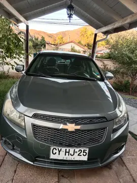 Chevrolet Cruze 1.8 LS usado (2011) color Gris precio $2.300.000