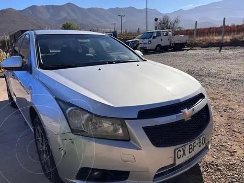 Chevrolet Cruze 1.8 LS usado (2011) color Gris Acero precio $3.700.000