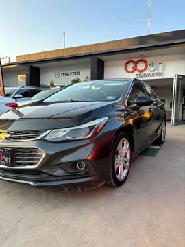 Chevrolet Cruze Premier Aut usado (2018) color Gris precio $275,000