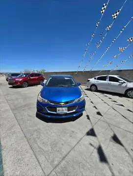 Chevrolet Cruze LS Aut usado (2017) color Azul precio $198,000