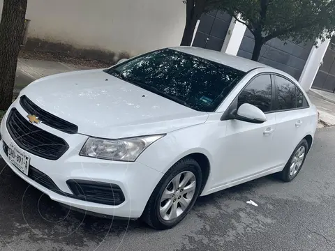 Chevrolet Cruze LS Aut usado (2015) color Blanco precio $130,000