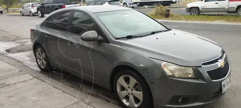 Chevrolet Cruze LTZ Aut usado (2011) color Gris Platino precio $95,000
