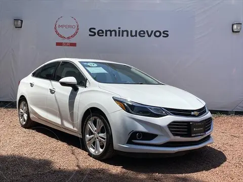 foto Chevrolet Cruze Premier Aut usado (2017) color Blanco precio $242,000
