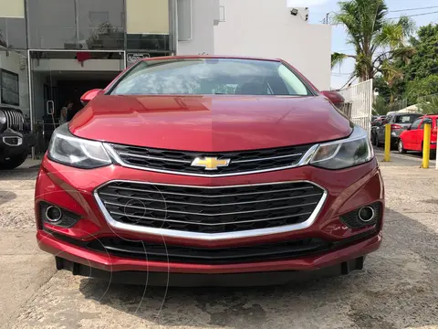 Chevrolet Cruze Premier Aut usado (2017) color Rojo financiado en mensualidades(enganche $64,000 mensualidades desde $5,200)