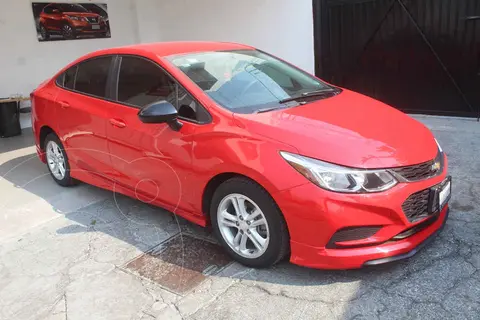 foto Chevrolet Cruze LS usado (2018) color Rojo precio $259,000