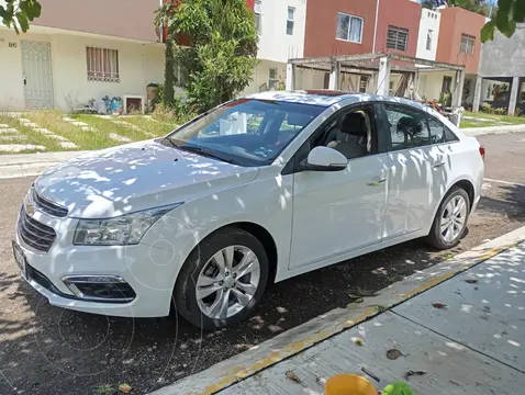 Chevrolet Cruze LT usado (2015) color Blanco precio $140,000