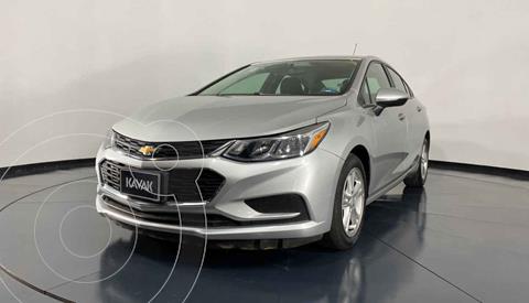 foto Chevrolet Cruze LS usado (2017) color Plata precio $212,999