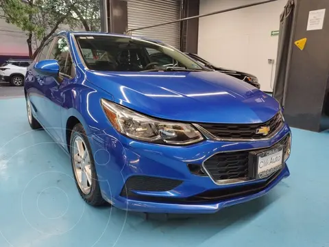 Chevrolet Cruze LS usado (2017) color Azul precio $193,000