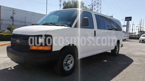 foto Chevrolet Express Passenger Passenger Van LS 15 pas 6.0L LWB usado (2016) precio $308,000