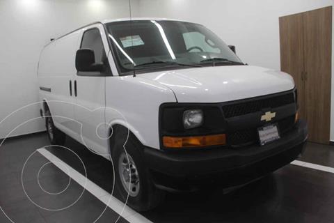 Chevrolet Express Passenger Van LS 15 pas 6.0L LWB usado (2016) color Blanco precio $399,000