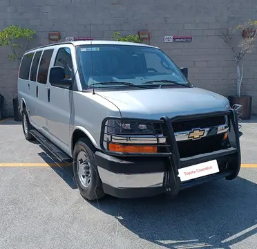 Chevrolet Express LS D 12 pas usado (2017) precio $449,000