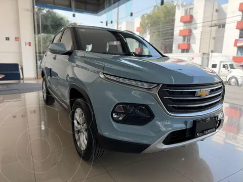 Chevrolet Groove LT usado (2024) color Azul Claro financiado en mensualidades(enganche $102,399 mensualidades desde $6,823)