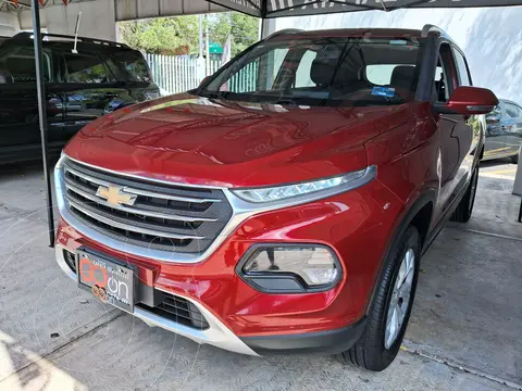 Chevrolet Groove LT Aut usado (2024) color Rojo financiado en mensualidades(enganche $81,478 mensualidades desde $6,231)