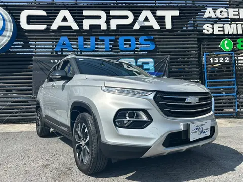 Chevrolet Groove Premier usado (2023) color plateado financiado en mensualidades(enganche $65,780 mensualidades desde $6,856)