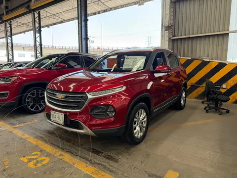 Chevrolet Groove LT usado (2022) color Rojo financiado en mensualidades(enganche $62,400 mensualidades desde $5,600)