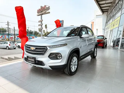 Chevrolet Groove LT Aut usado (2023) color plateado financiado en mensualidades(enganche $67,980 mensualidades desde $6,956)