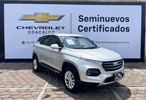 Chevrolet Groove LT usado (2024) color plateado financiado en mensualidades(enganche $99,510 mensualidades desde $6,630)