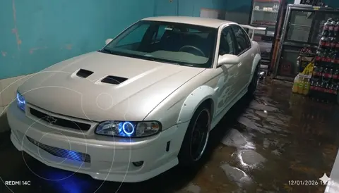 Chevrolet Lumina LS - LTZ V6 3.1i 12V usado (2001) color Blanco precio u$s7.200